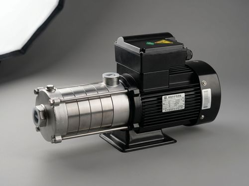 Bomba de 1.5 HP con múltiples etapas en acero inoxidable. Genera alta presión constante con funcionamiento silencioso.
